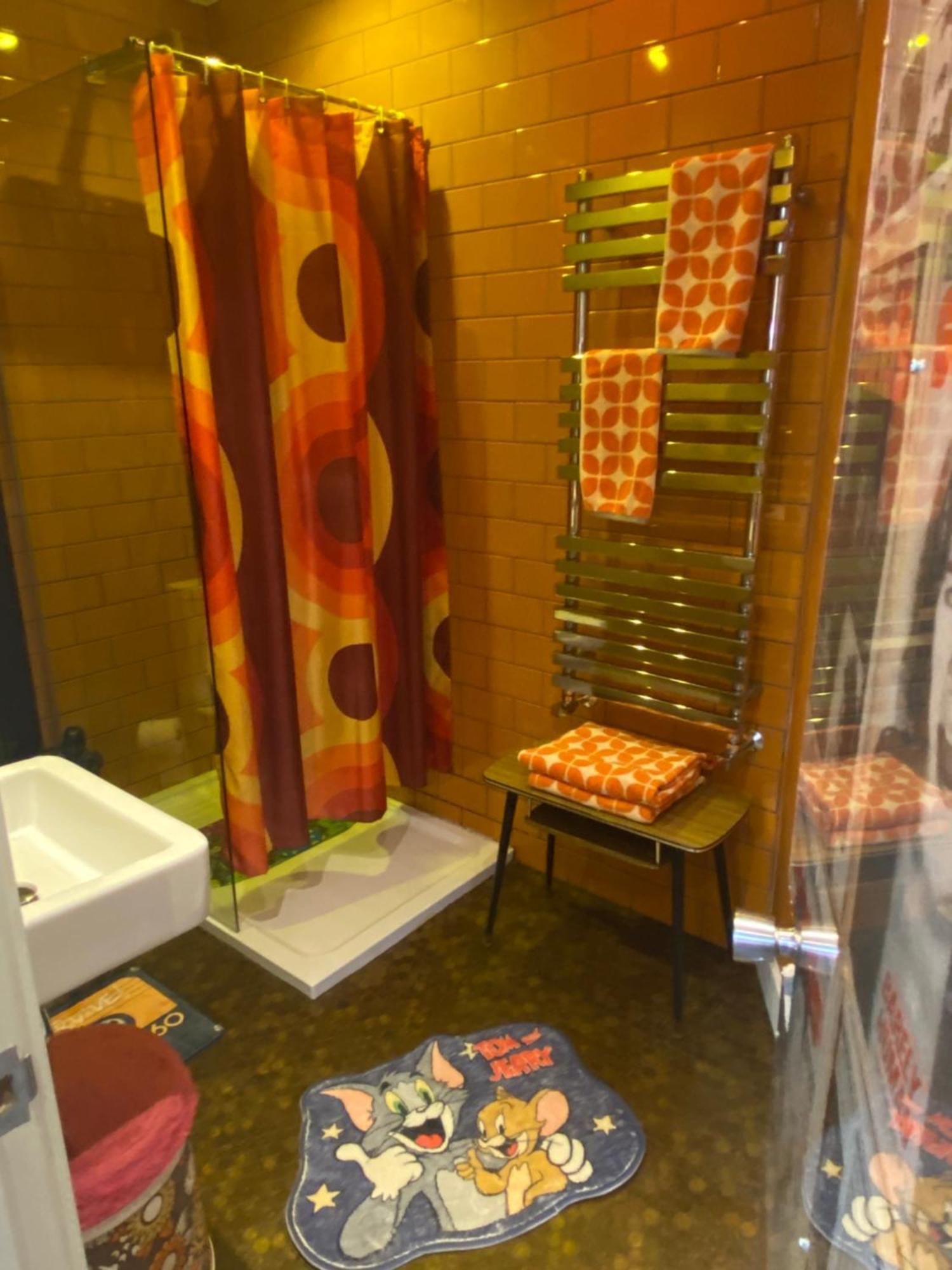 The Retro Retreat With Free Parking Apartment Hastings Exterior photo