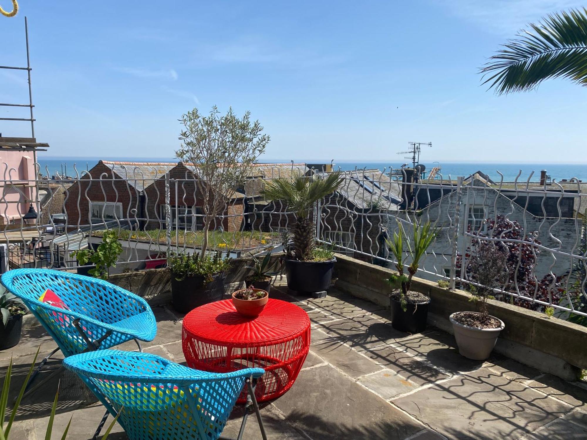 The Retro Retreat With Free Parking Apartment Hastings Exterior photo